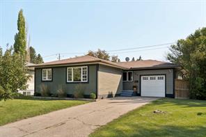 129 Springwood Drive SW, Calgary, Alberta T2W 0K8