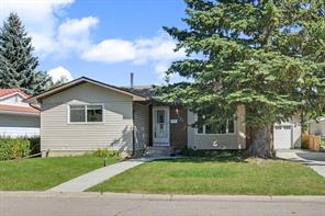 231 Cedarille Green SW, Calgary, Alberta T2W 2H3