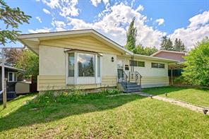 627 94 Avenue SW, Calgary, Alberta T2V 0X8