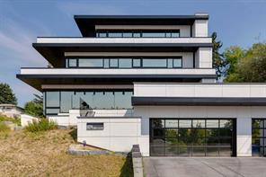 1104 Drury Avenue NE, Calgary, Alberta T2E 0M2