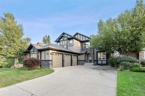 51 Discovery Ridge Mount SW, Calgary, Alberta T3H 5G2