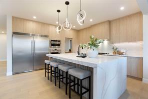 32 Spring Creek Point SW, Calgary, Alberta T3H 6J4