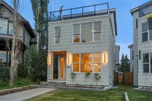 2824 31 Street SW, Calgary, Alberta T3E 2P1