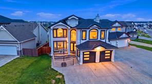 344 Taracove Estate Drive NE, Calgary, Alberta T3J 5A1
