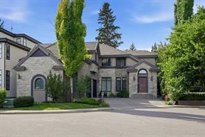 19 Windsor Crescent SW, Calgary, Alberta T2V 1V5