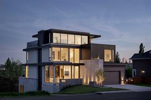 1815 11 Avenue NW, Calgary, Alberta T2N 1H4