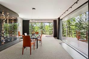 25 Posthill Drive SW, Calgary, Alberta T3H 0A8